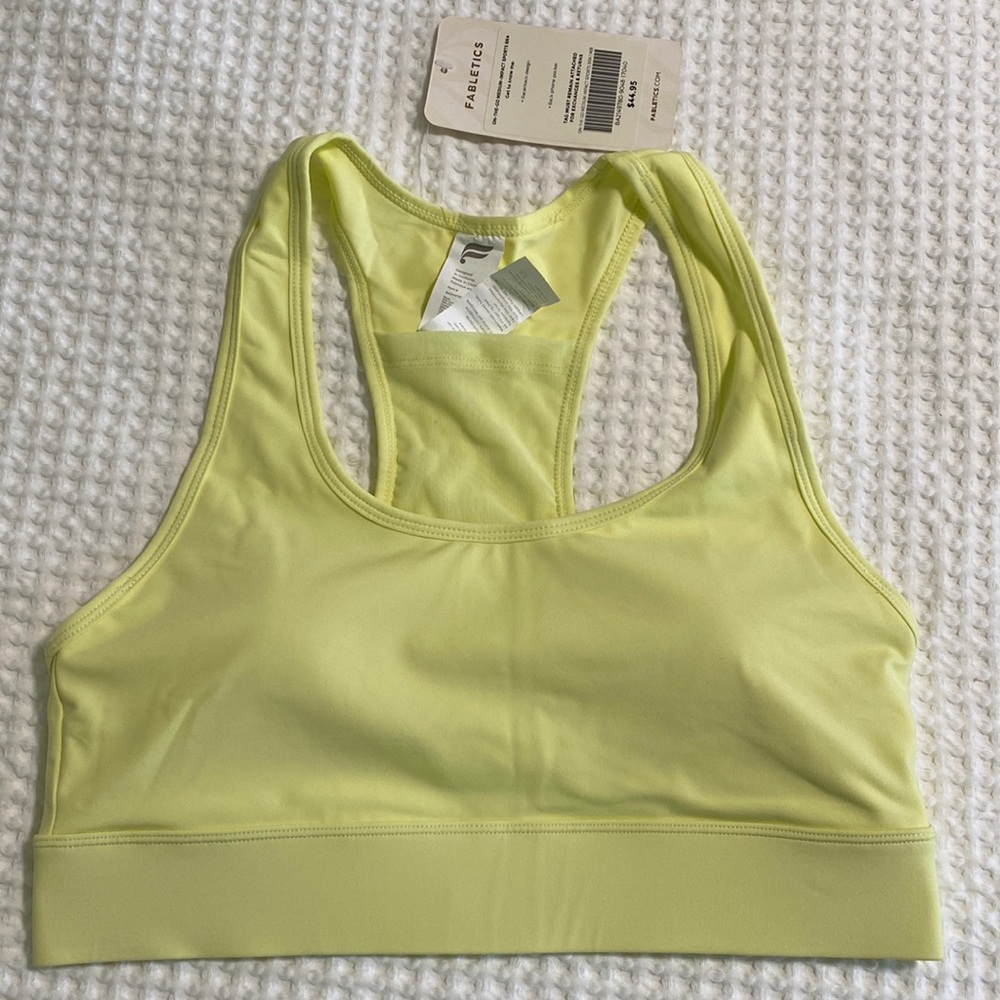 Lemon Creme Sports Bra - Fabletics M